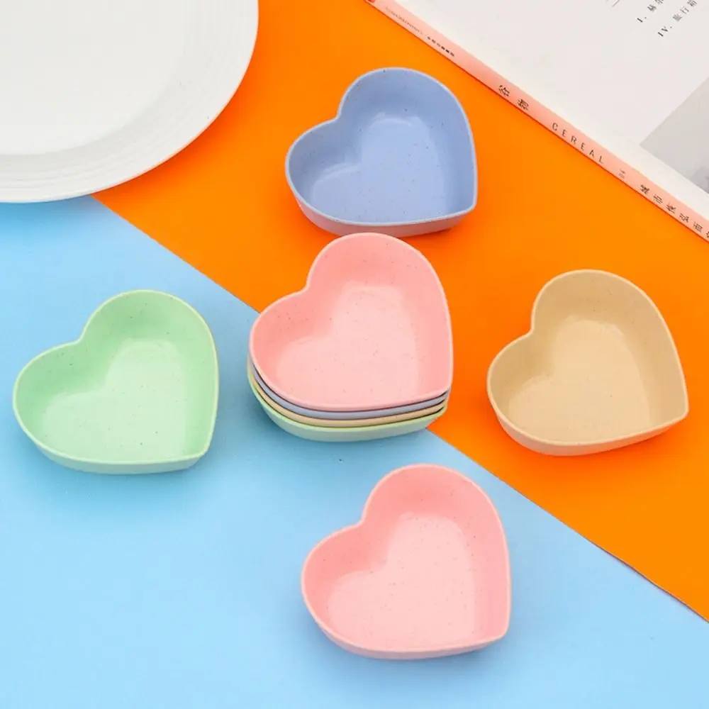 

10Pcs Degradable Heart Shaped Seasoning Dish Mini Wheat Straw Sauce Dishes Lightweight Anti-drop Dipping Bowl Tableware