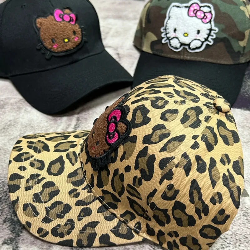 Sanrio Camouflage Hellokitty Y2k Czapki z daszkiem Devil Horn Design Hip Hop Czapki Leopard Print Retro Czapki Kobiety Nowość Czapki Dziewczyny