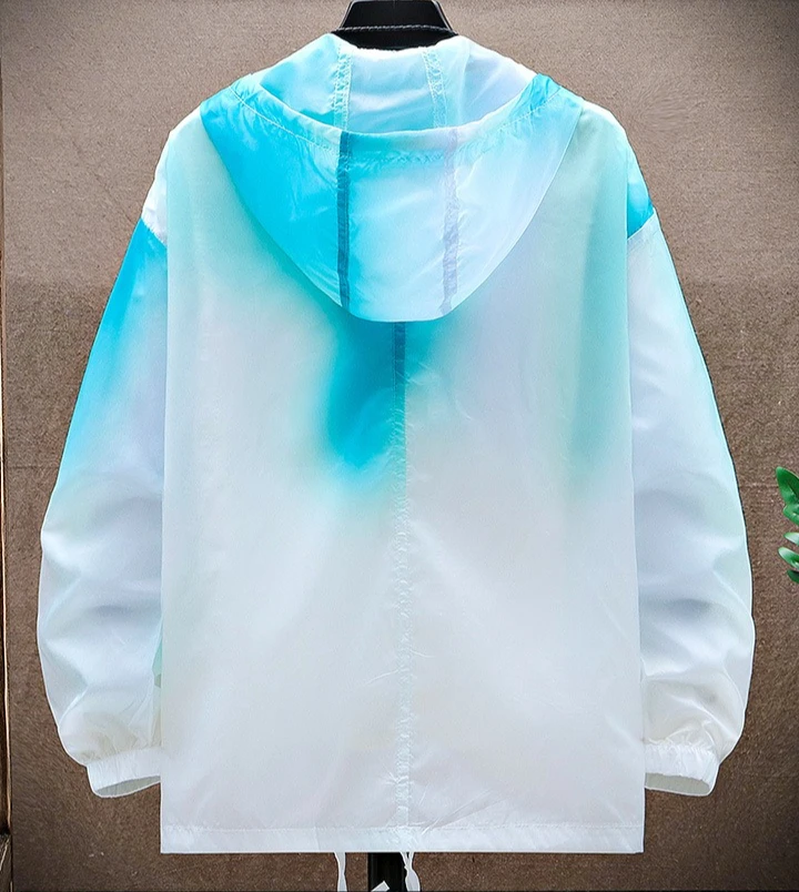 Lightweight Men's Long-sleeve Hooded Jacket, A New Summer Gradient-colored Coat. 2026-2027