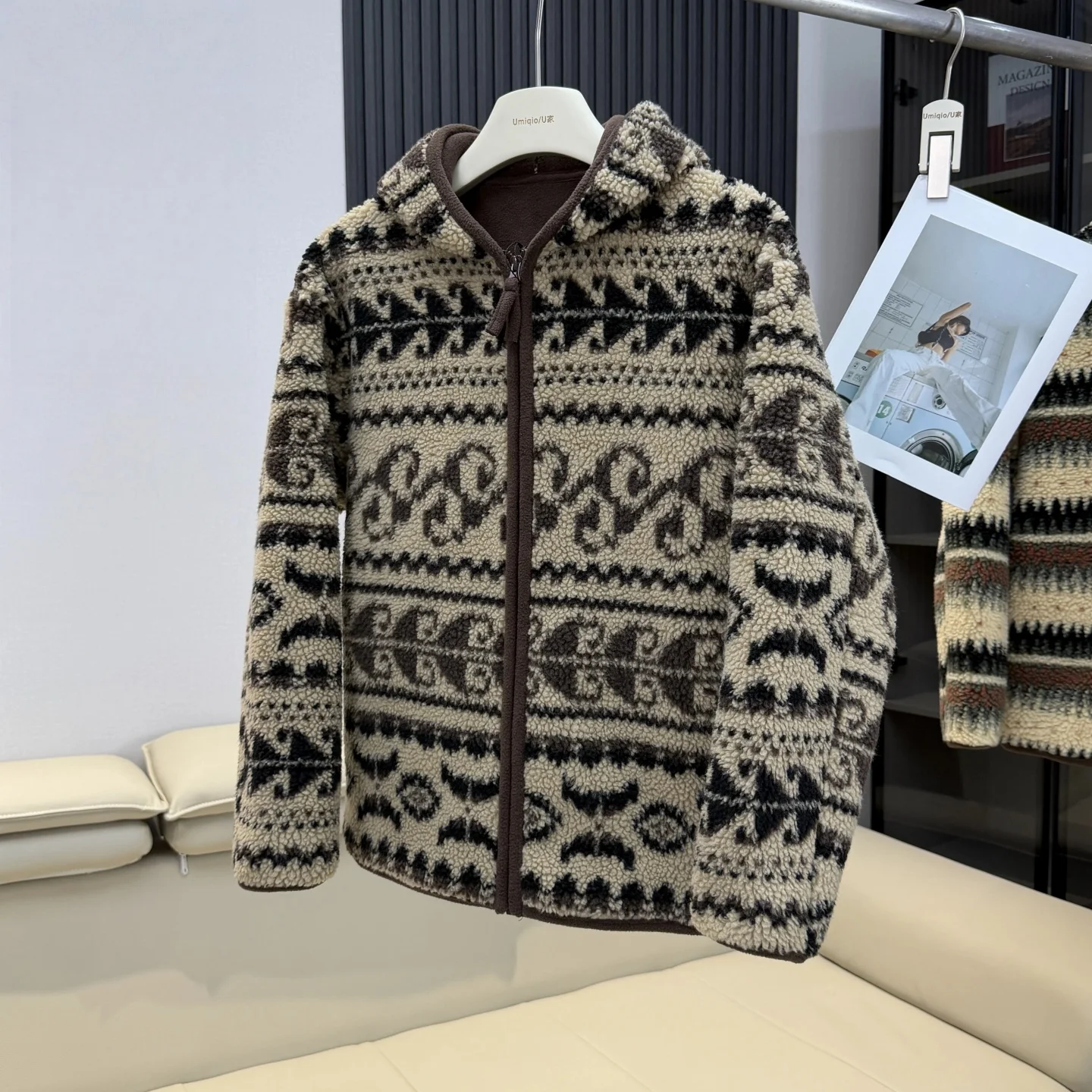 

Утепленная двусторонняя флисовая куртка с капюшоном, с узором в стиле вестерн, ретро-фэр-айл, с отделкой из меха ягненка, теплая куртка для подростков