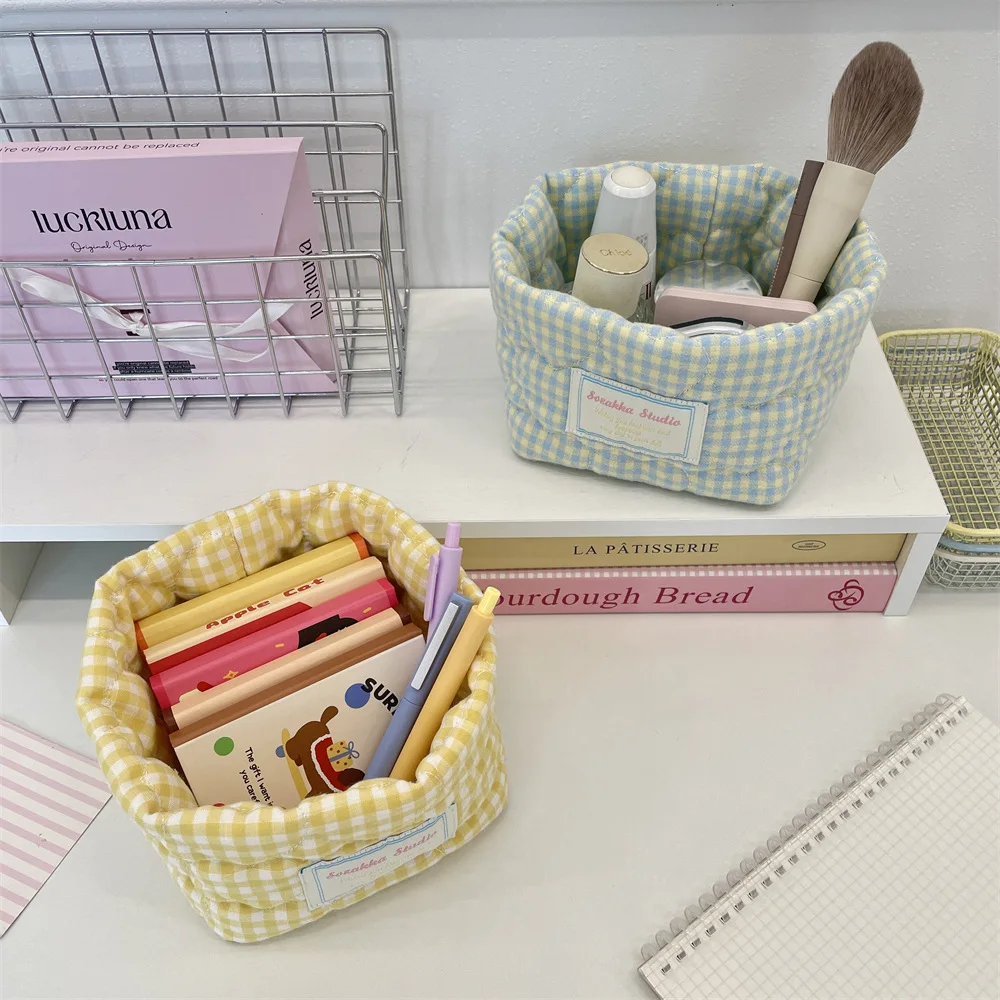 

Korean Solid Color Circular Pen Holder Student Stationery Desktop Ornament Pencil Case Fashion Girl Cosmetics Storagebag Gif