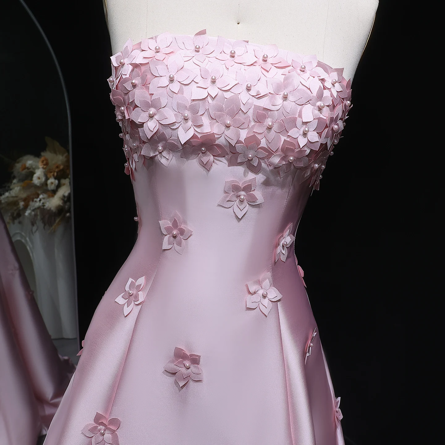 ชารอนกล่าวว่า ชุดราตรีสีชมพูหรูหราแบบไร้สาย ประดับดอกไม้ 3 มิติ สไตล์อาหรับ สำหรับผู้หญิง งานแต่งงาน งานพรอม ปี 2025 รุ่น SF278 สามารถสั่งตัดได้