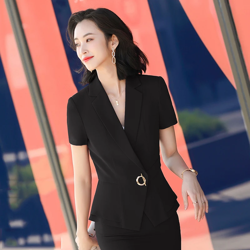 Summer New Fashion Short Sleeve Designer Thin Blazer Jacket Women's Classic Slim Small Casual Office Lady Blazer Outer