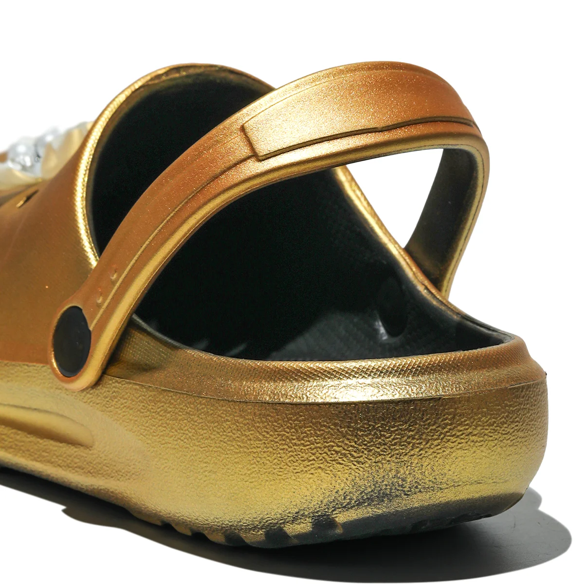 Goldene Casual Clogs und Pantoletten, Leichte EVA-Gartenschuhe, Rutschfeste Sandalen, Atmungsaktive Slip-On Schuhe für Drinnen und Draußen 666 – Detail 5