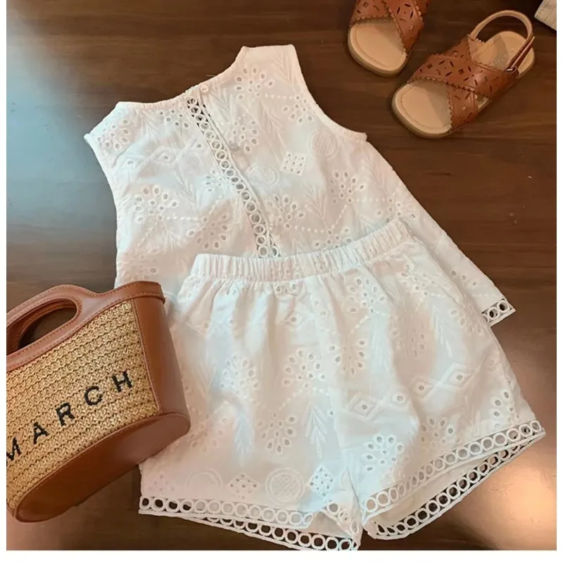 

Girls' Summer Clothes 18M-8Y Children's White Hollow Lace Vest Shorts Two-piece Set
