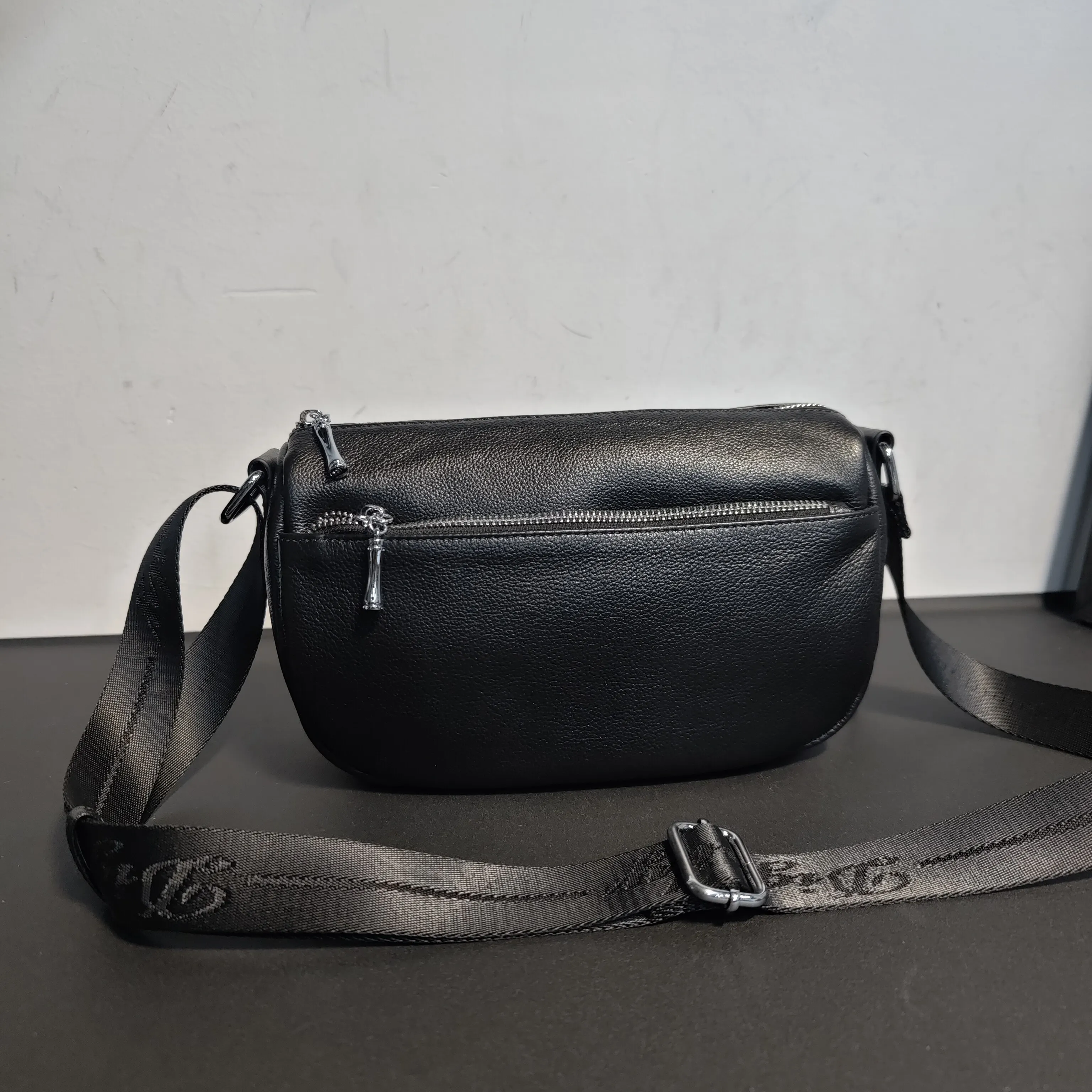 

Natural Wrinkled First Layer Cowhide Crossbody Bag for Women - Soft Leather Shoulder Bag, Small Handbag with Adjustable Strap