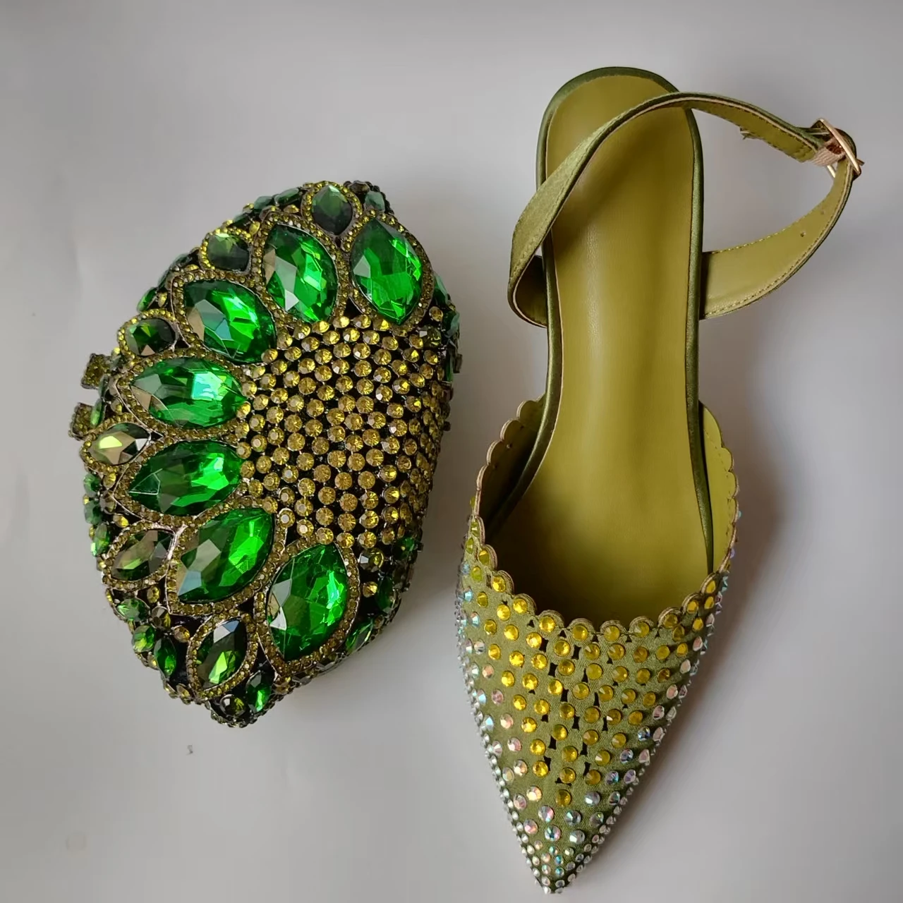 bag and shoes G