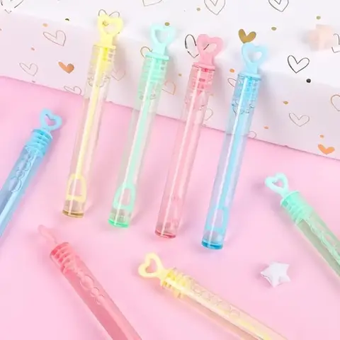 10-300Pcs Colorful Bubble Soap Bottle Love Heart Wand Heart Shape Mini Bubble Wands for Guests Kids Birthday Party Favors
