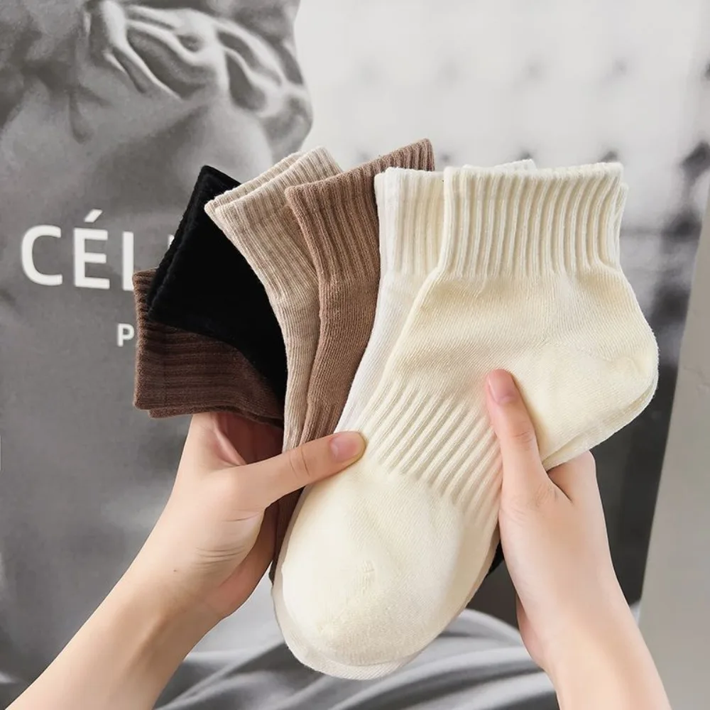 10 Pairs Casual Thickened Cotton Socks Solid Color Sweat-Absorbent Crew Socks Breathable Soft Winter Socks Women