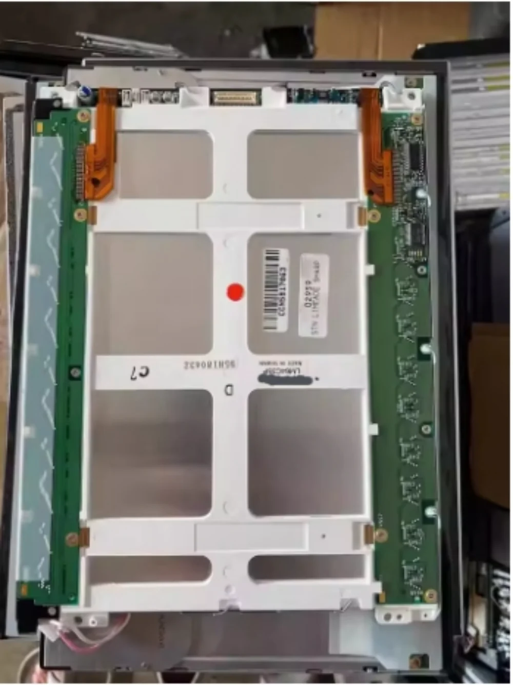 Tela de exibição industrial LM64C35P