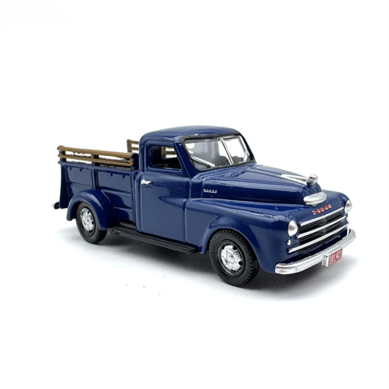 1:87 Scale Diecast Alloy Dodge B-1B Pickup Truck Toys Vintage Cars Model Nostalgia Classics Adult Souvenir Gifts Static Display