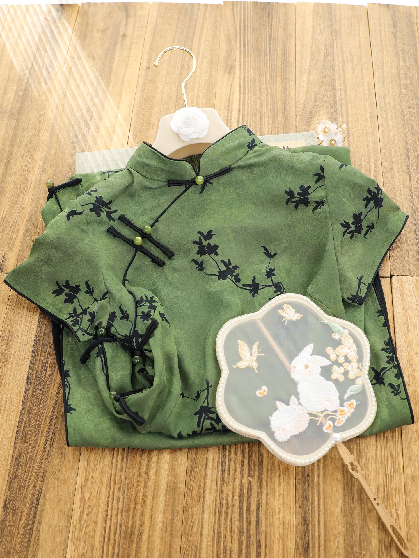 

Young Sle een Retro Chinese ort Sve Qipao Women's Daily Wear Spring New Arrival Breathable Long Dr Floral Pattern