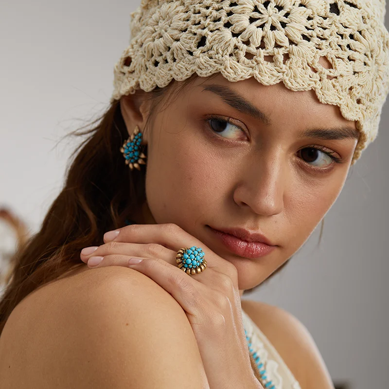 Victorian Retro 18K Gold Plated Adjustable Turquoise Cluster Ring - Luxurious Jewelry for Banquet & Daily Wear