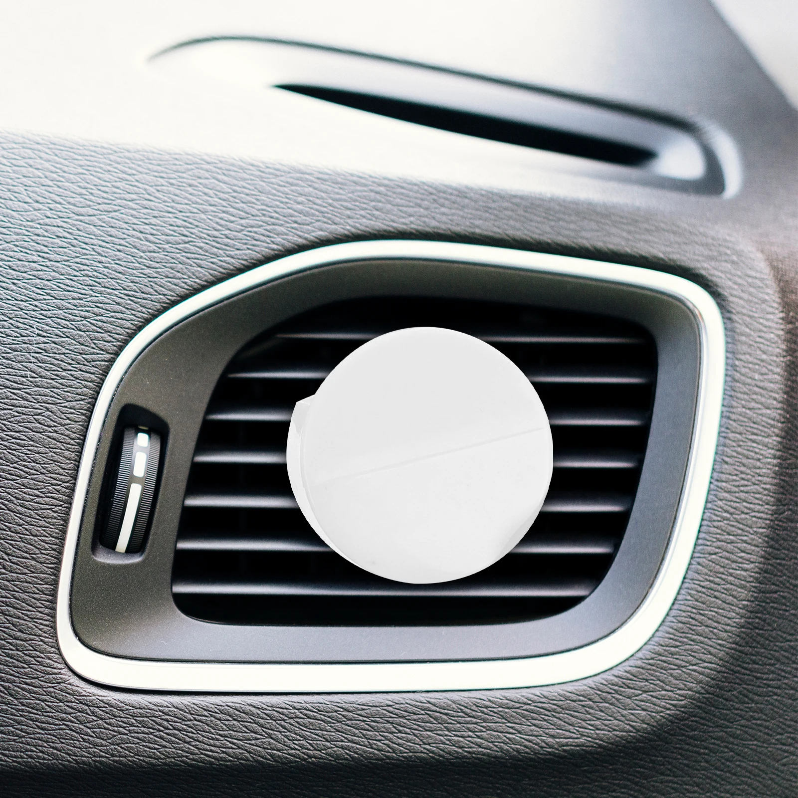 

25pcs Air Outlet Clip Car Vent Mount Air Freshener Holder Multifunctional Sturdy Universal Fit for Phones Keys Decorations