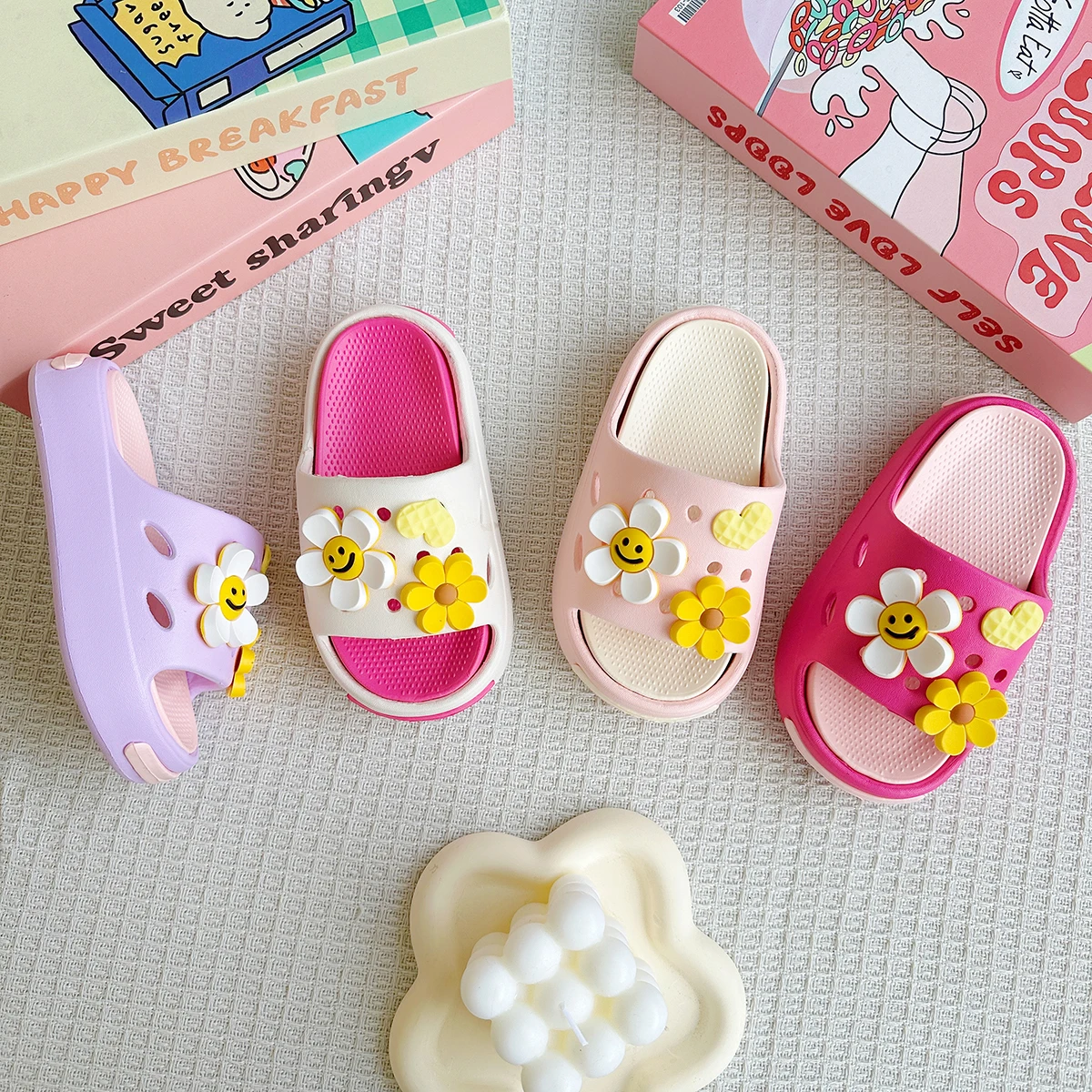 New Popular Cartoon Sunflower Versatile Girls' Eva Slippers Fashionable Dual-Color Soft-Soled Non-Slip Sandals 831