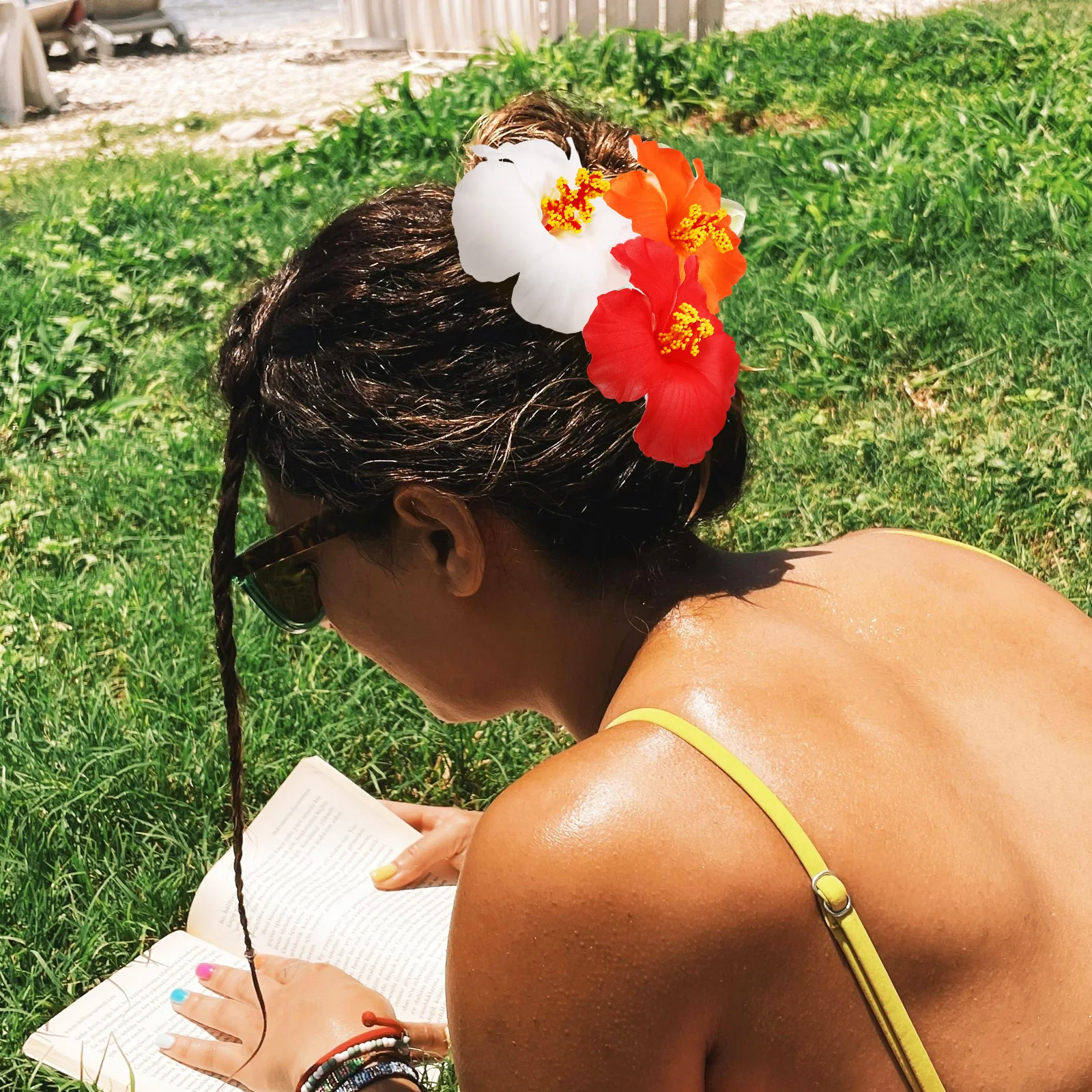 

3 Pcs White Red Orange Women Women Clips Girls Hawaiian Style Flower Hair Clips Summer Accessories Hair Flowers