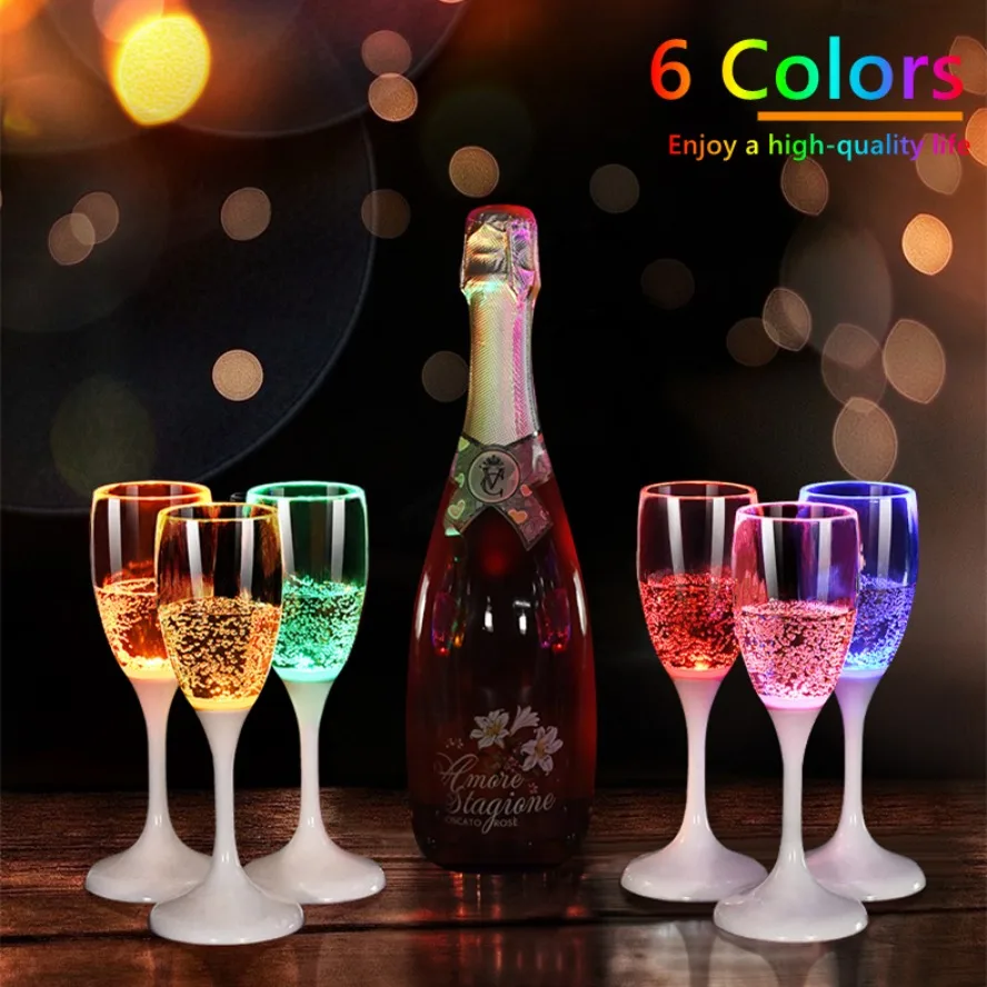 6 Color LED Automatic Flashing Cups Multi-color Light Up Mugs Wine Beer Mugs Whisky Drink Cups for Party Kitchen Christmas Decor