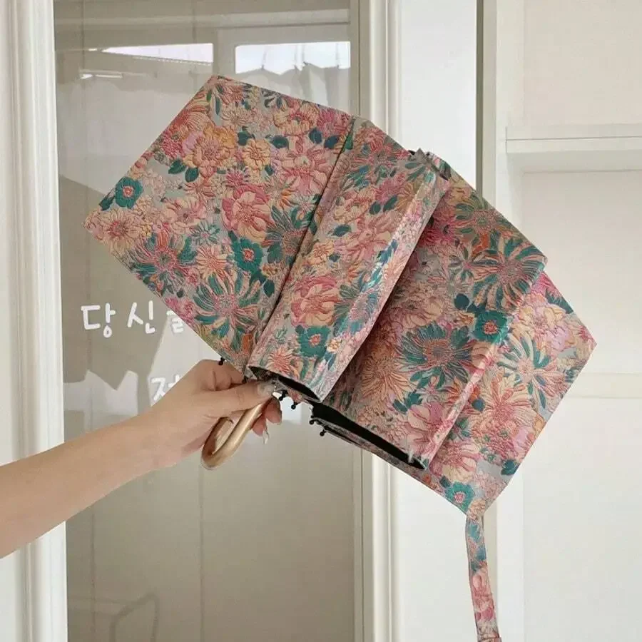 

Oil Painting Style Embroidered Floral Umbrella – UV Protective Three-Fold Black Vinyl Travel Umbrella For Sun & Rain, Portable