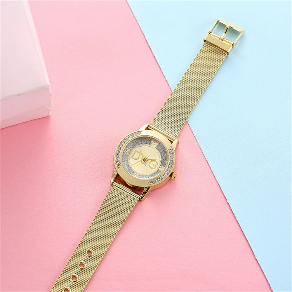 Mode Dqg Merk Meisjes Quartz Horloges Mode Diamant Inbedding Eenvoudig Horloge Vrije Tijd Goud Rvs Dames Cadeau Klok