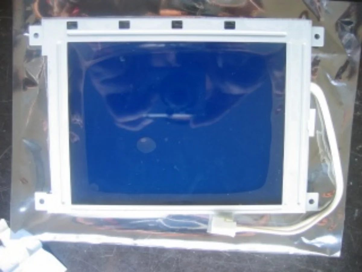 

LM32015T 5,7-дюймовый ЖК-экран 320×240