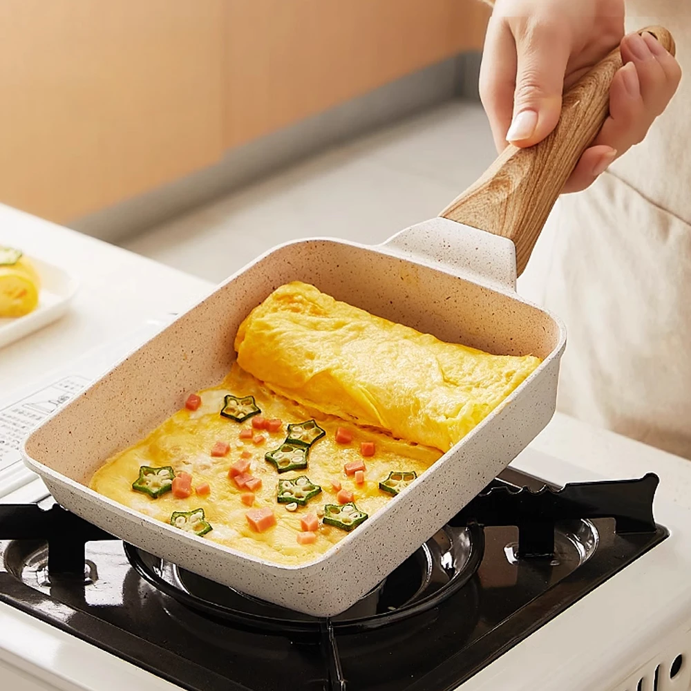 

1pcs 5.9*7.08in Tamagoyaki Pan Square Japanese Omelette Pan,Non-stick Egg Roll Pan,Rectangle Frying Pan Wood Handle Cookware