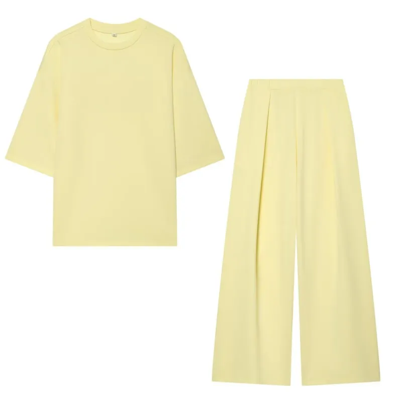 Ensemble 2 pièces pour femme : T-shirt imprimé interlock à col en V et pantalon large à taille mi-haute avec fentes, idéal pour le printemps