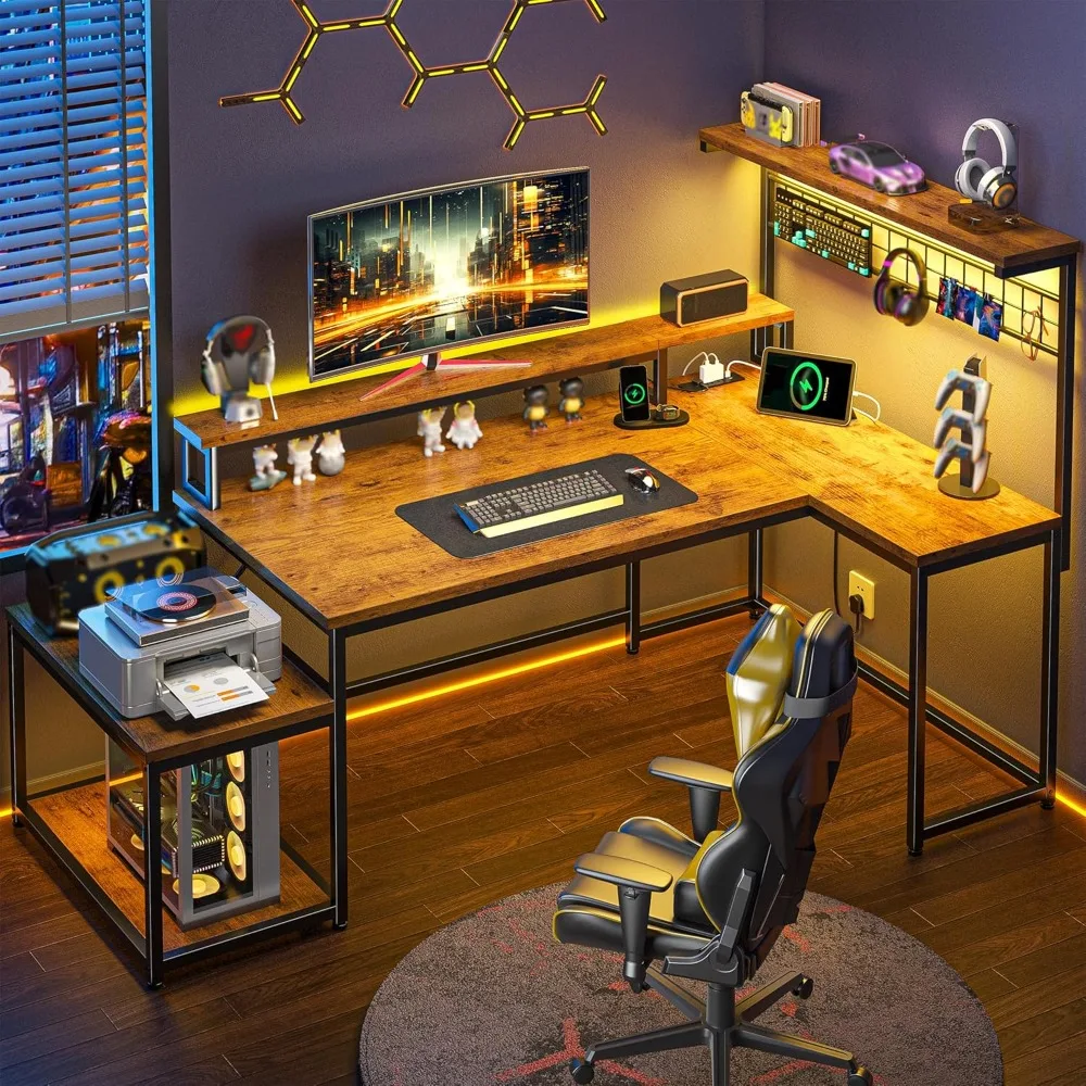 

Г-образный игровой стол с полками и крючками, двусторонний угловой игровой стол 63,5 дюйма со светодиодной подсветкой и розетками, компьютерный стол с