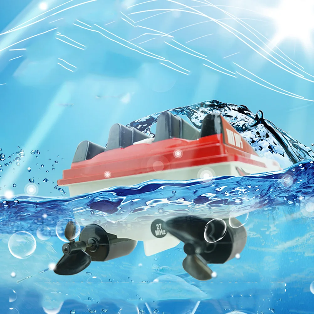 Remote Control Boat Speedboat High Ship Professional Quadrocopter Toy Water Model