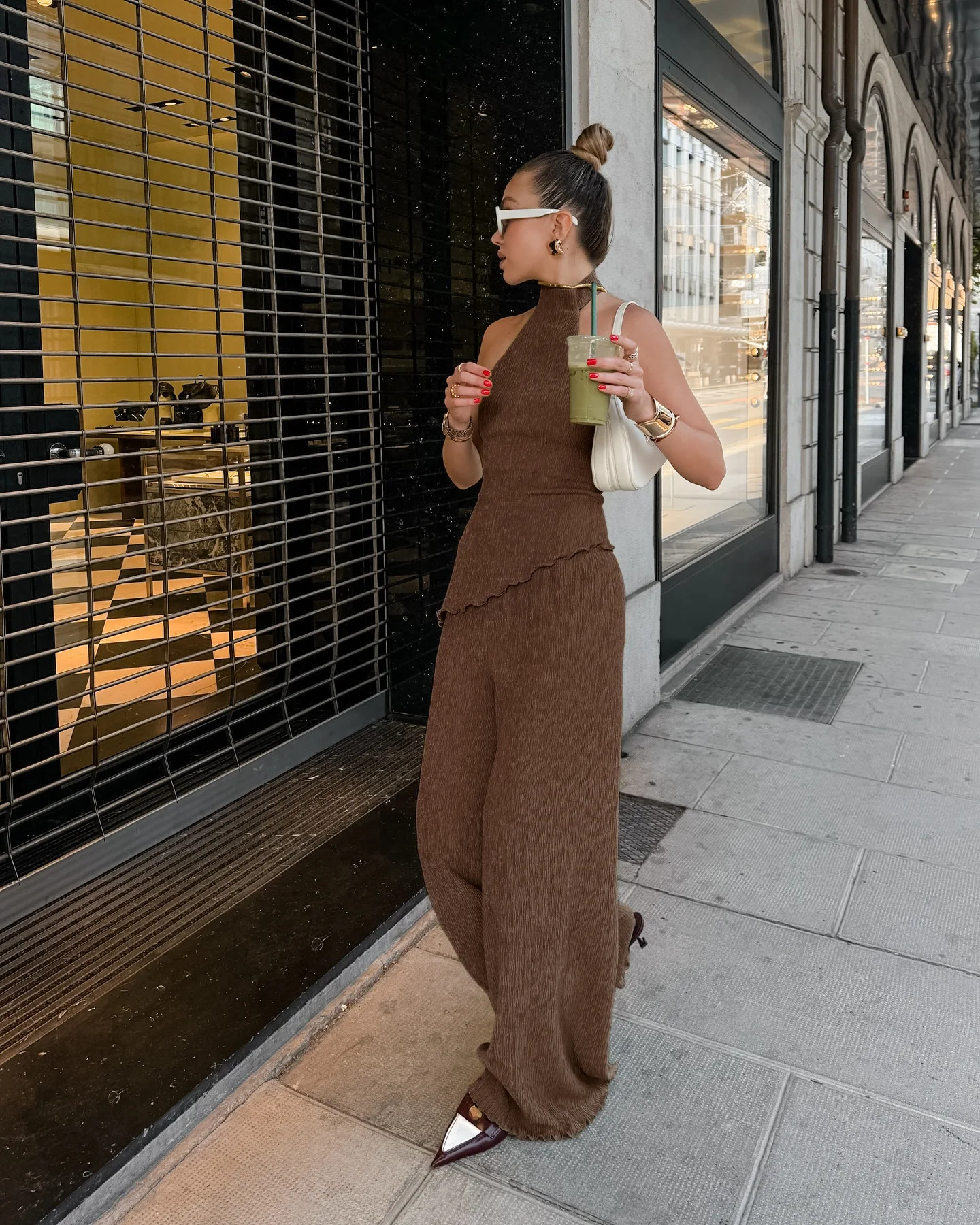 

Fmxires 2025 New Solid Two Piece Set for Women O Neck Sleeveless Top High Waist Wide Leg Pant Temperament Sets Female Fashion