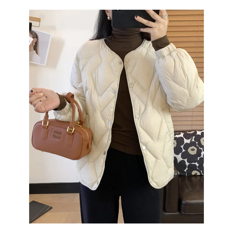 G110918~90White Duck down Rhombus down Jacket Short2024Winter Fashion Design Sense Light and Thin Collarless Jacket