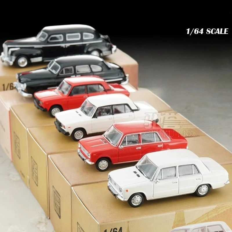 

1:64 Lada Polonaise Classic Retro Vehicle Simulation Mini Alloy Diecast Metal Car Model Toy Collection Ornament Gift