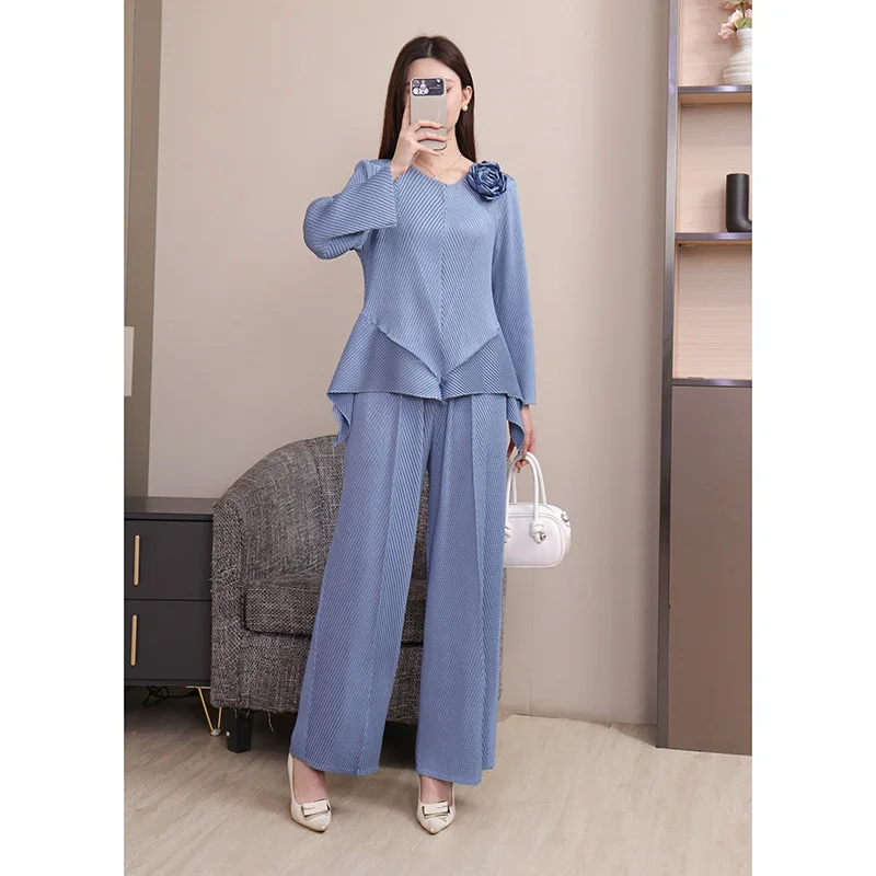 مياكي مطوي 2025 الربيع والشتاء موضة جديدة البرية فضفاضة الجولة الرقبة قاع بلوزة الإناث أجنبية صغيرة عبق نمط #2