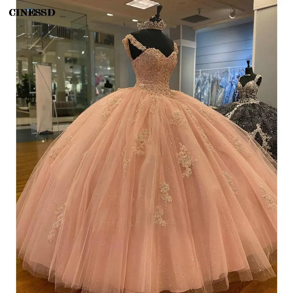 

Розовые кристаллы и цветочные платья Quinceanera, кружевное бальное платье с аппликацией, с открытыми плечами, корсетное платье с бисером, халат Princesse Femme