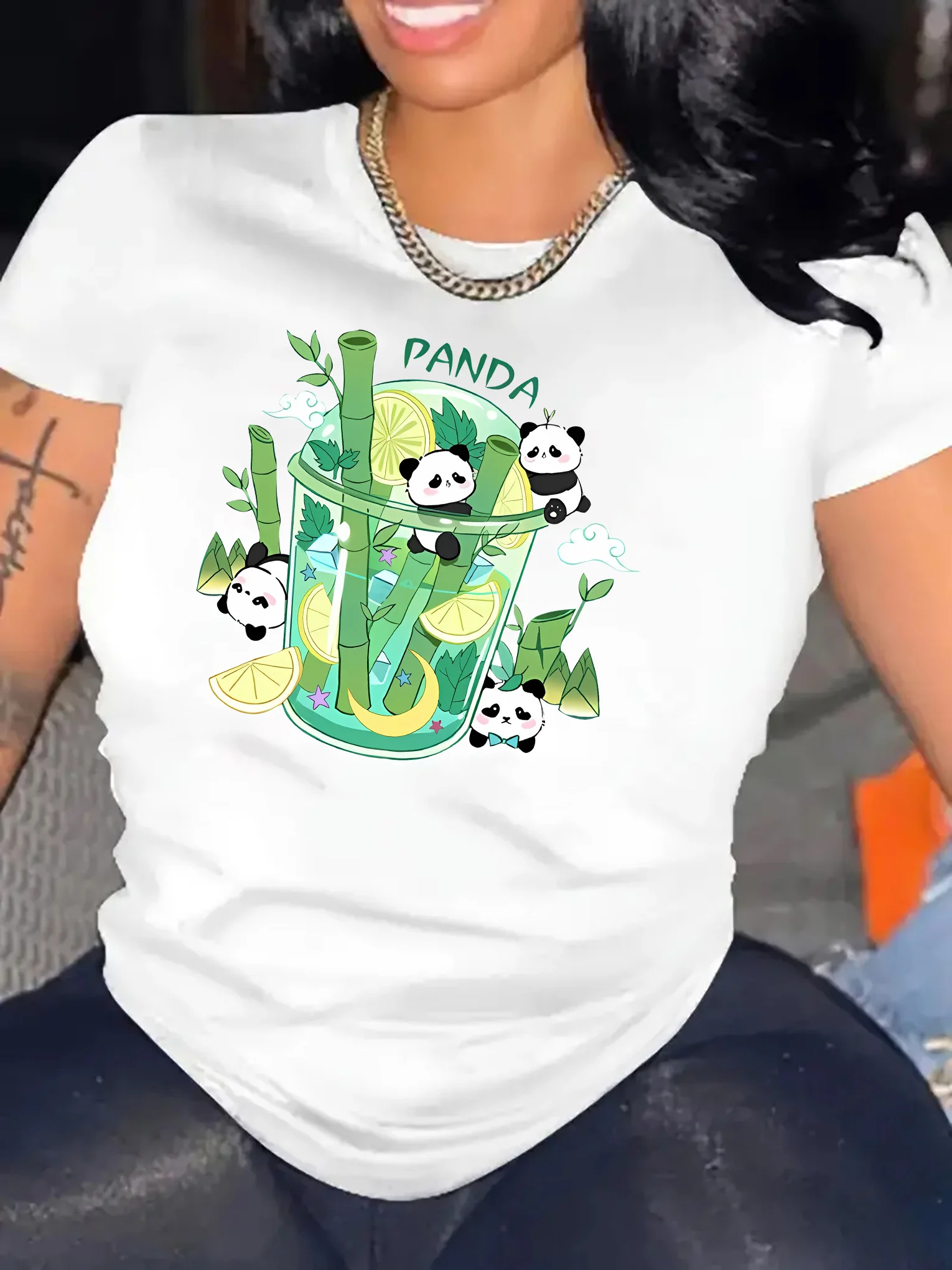 Camiseta festiva con estampado de panda: divertida y de moda para todas las estaciones: camiseta informal, cómoda y liviana para mujer