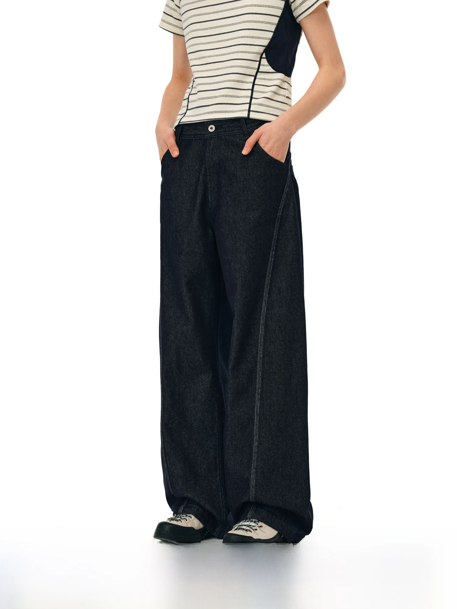 

Outdoor Original Color Jeans Straight Leg Casual Jeans Loose Fit Basic Sle for Men And Women Youth Trend Summer Collection