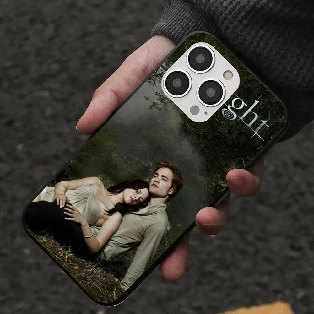 TV Twilight Isabella Edward Cullen Phone Case For Iphone 15 11 13 14 Pro Max 7 8 Plus X Xr Xs Max Se2020 12mini Cover Case