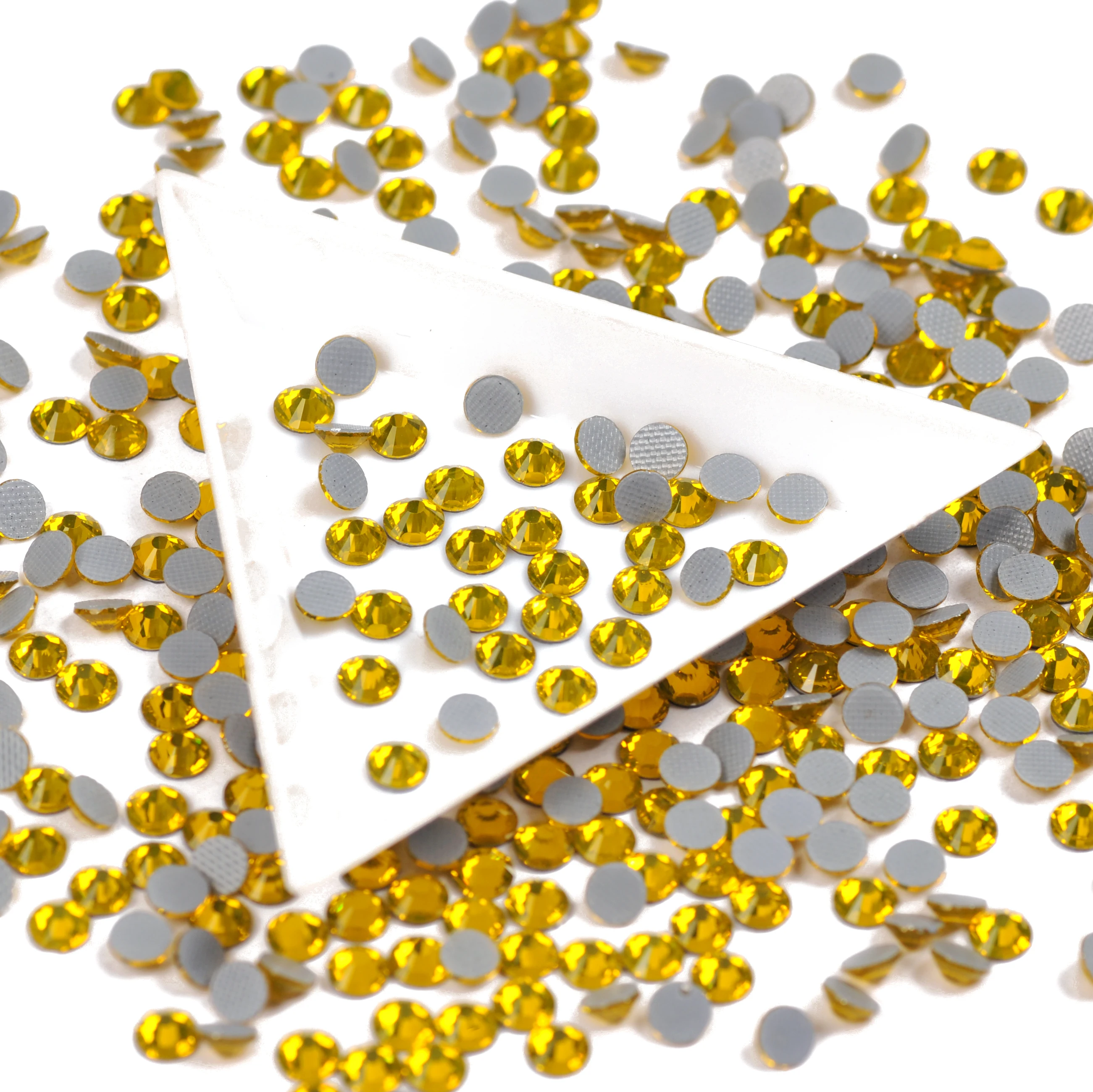 Neue Mesh-Kristalle in verschiedenen Farben, Hot-Fix-Strasssteine, Flachkristalle, Strass zum Aufbügeln, DIY-Deko für Kleidung und Handarbeiten. – Detail 9