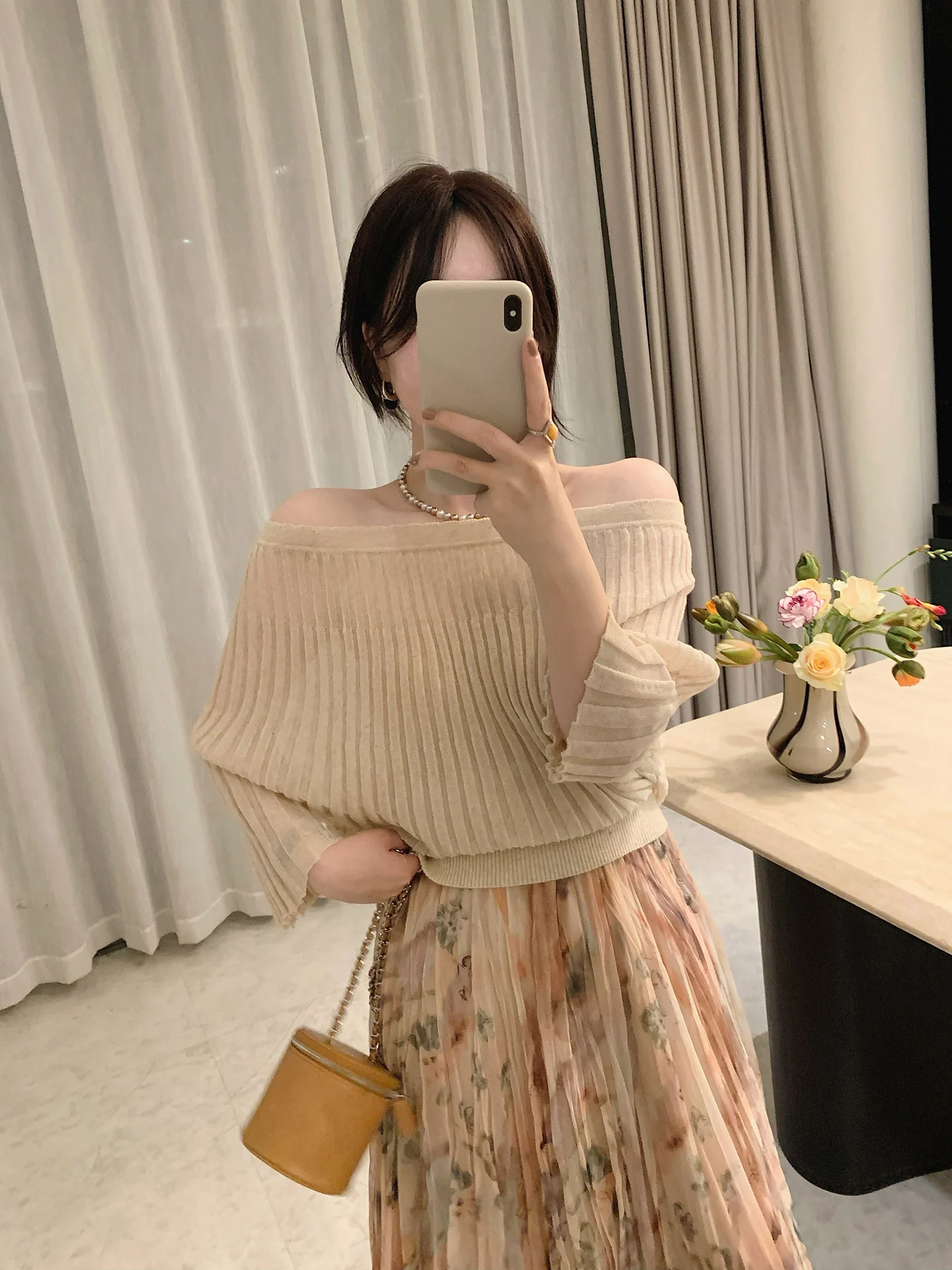 

Misslady Linen One Shoulder Thin Knitted Top Women's Batwing Sleeve Loose Slimming Relax Fit Vintage Style Soft Fabric Long S...