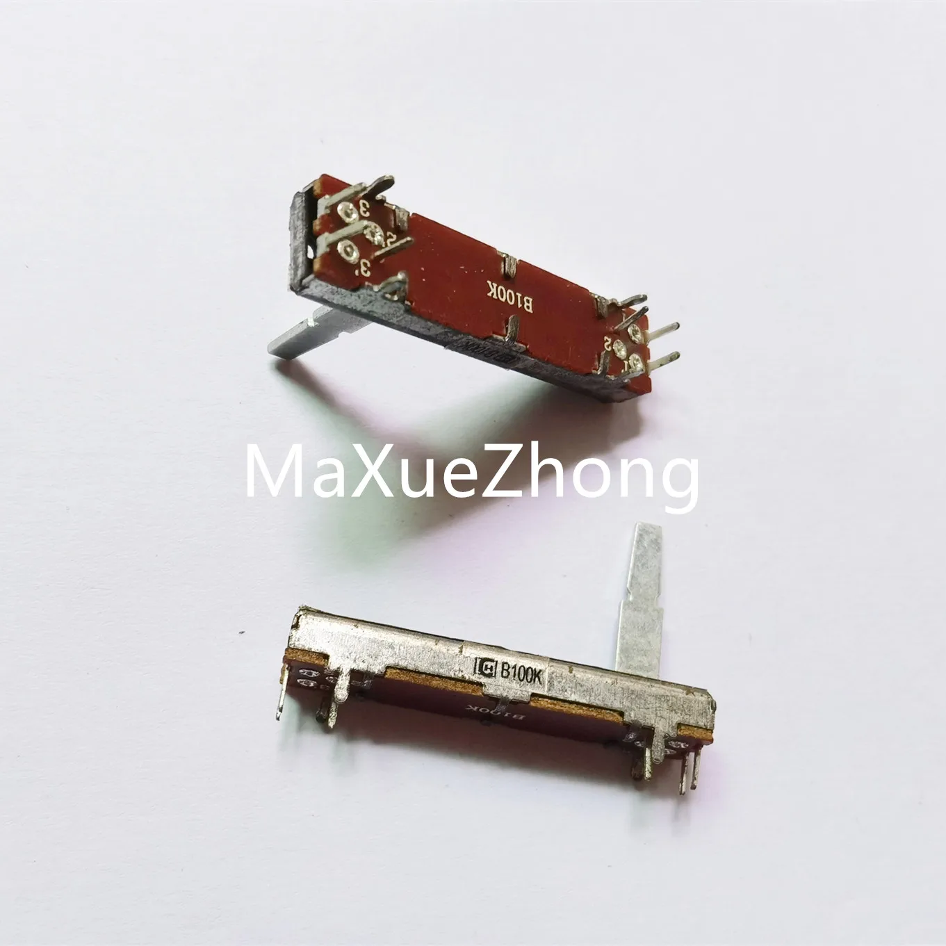 Original new 100% 45MM SC-302G sliding fader double potentiometer B100K handle length 20MMD (SWITCH)