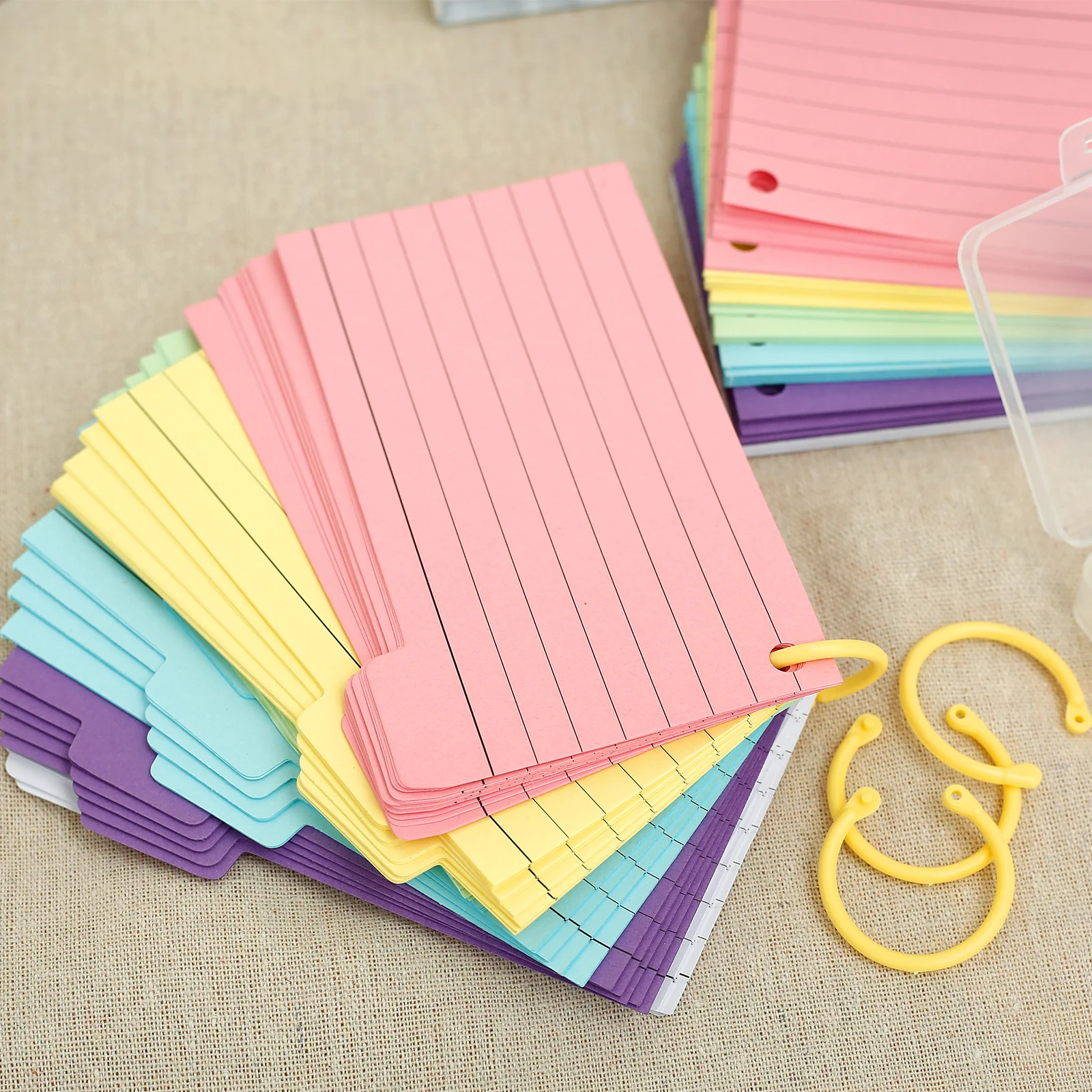 300Pcs Tabbed Index Cards with 8 Binder Rings Portable Index Note Cards 6 Colours Ruled Flash Cards for Classroom Office