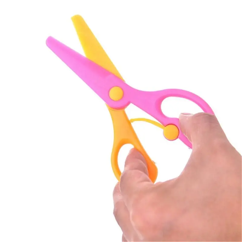 

137mm Mini Safety Plastic Scissors Student Kids Stationery Store Kindergarten School Home Supplies DIY Cutting Paper Crafts Tool