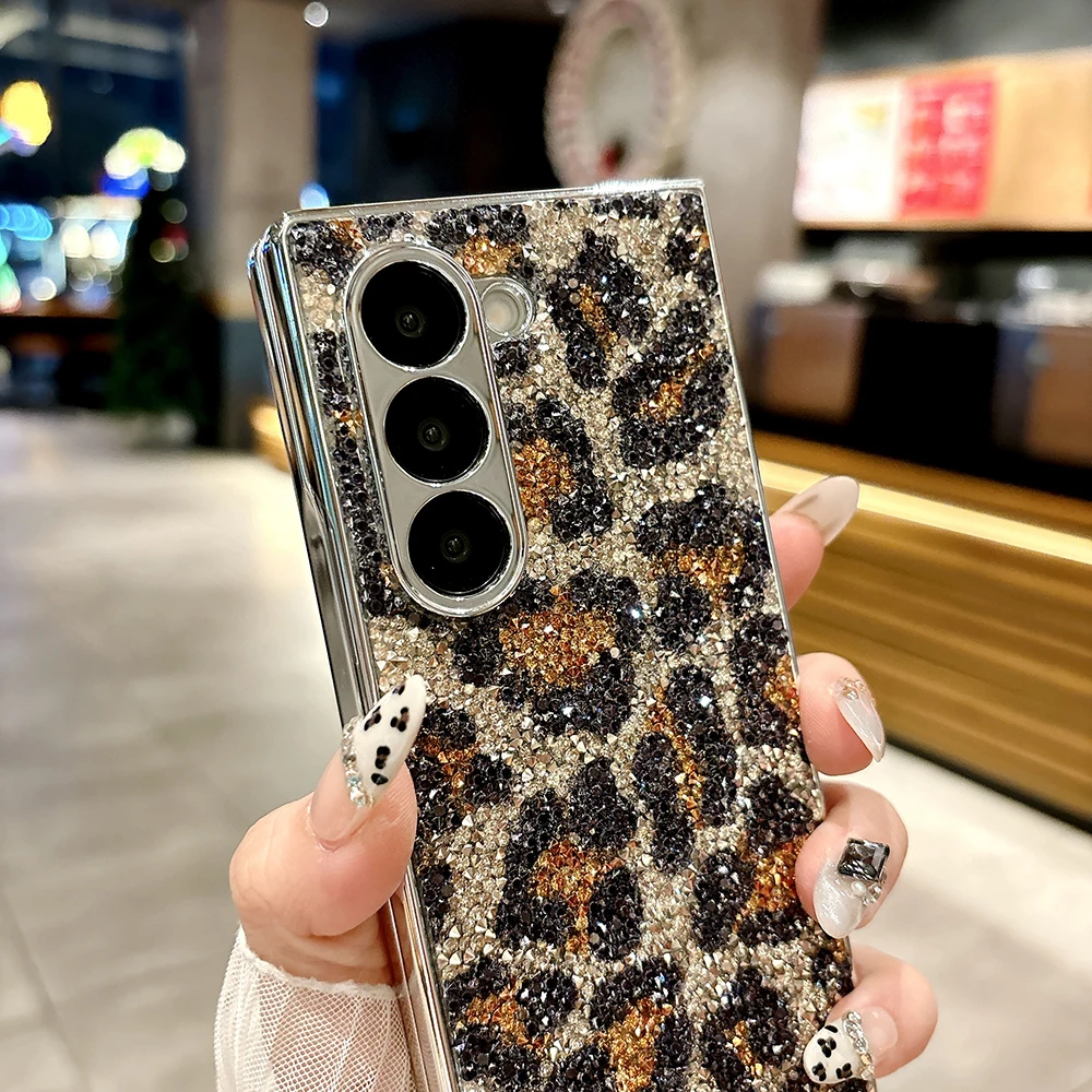 Luxury Leopard Print Hard PC Electroplated Frame Phone Cover for Samsung Galaxy Z Fold 7 6 5 4 Case with Portable Bracelet