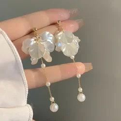 S925 Needle Korean Elegant Sweet Shell Earrings White Petals Pearl Flower Tassel Drop Earrings for Women Wedding Jewelry