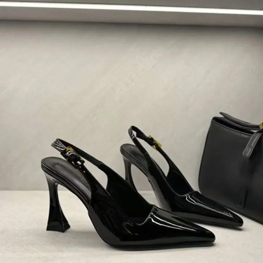 

Черные лакированные кожаные туфли-лодочки с открытой пяткой, пикантные модные женские туфли с острым носком на тонком каблуке с пряжкой и ремешком