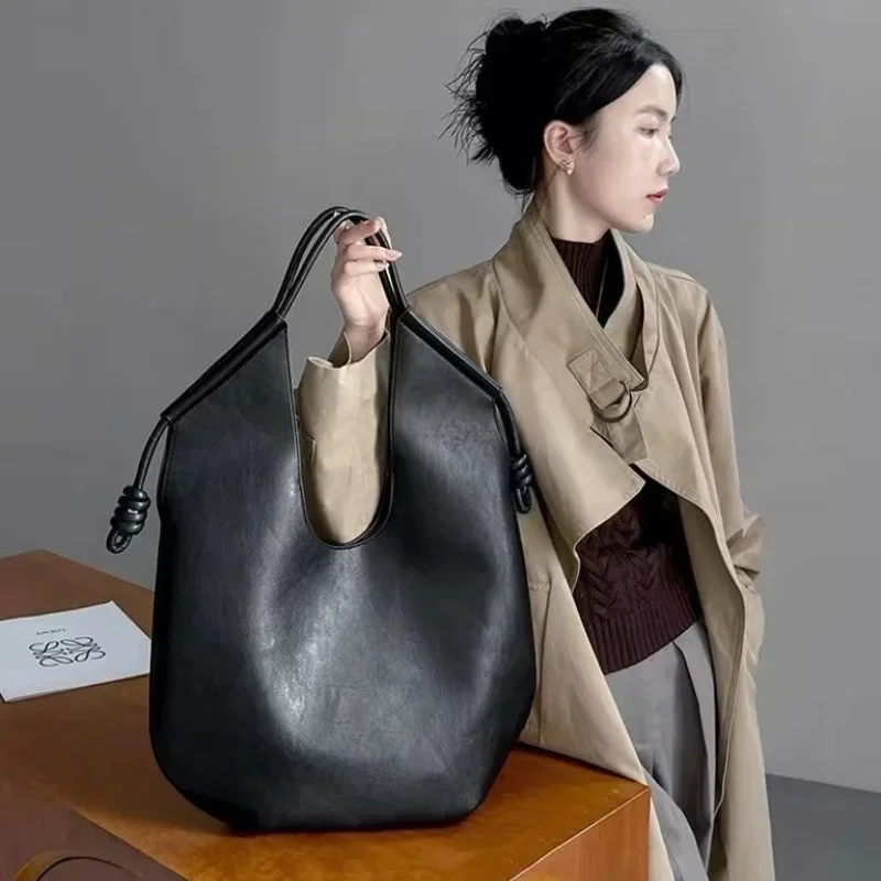 2024 New Minimalist Tote Advanced Spring Summer Package Big-capacity Commuter Single Shoulder Underarm Fashion Trend Soft Bag