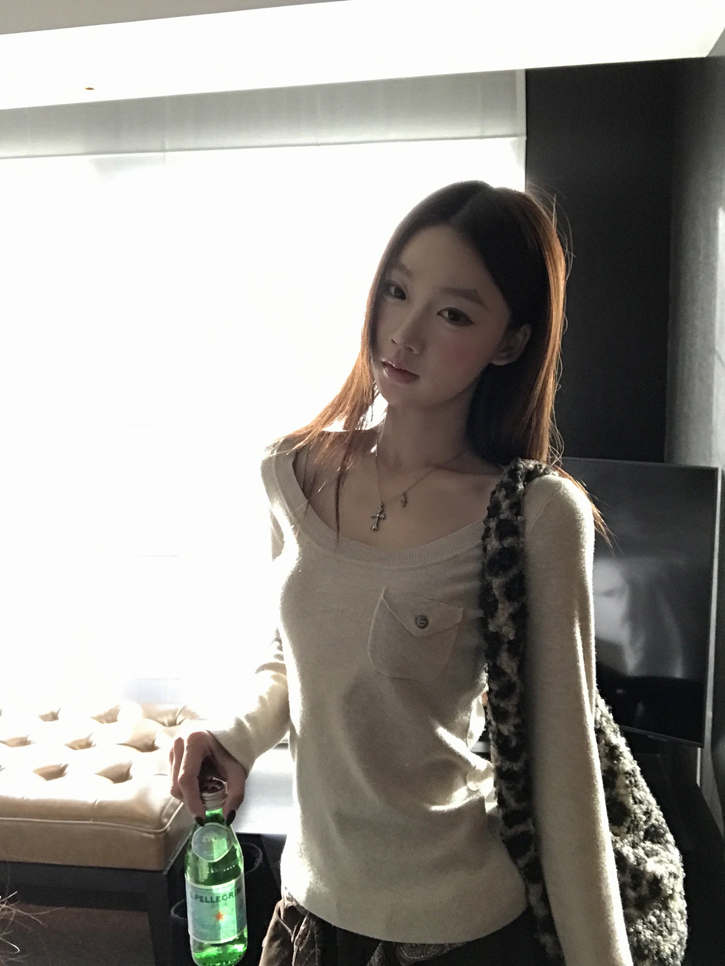 

Red Celebri Sweater Women's Sle 2025 New Winter Outerwear Inner Match Unique Beautiful Anti-Aging Knitted irt