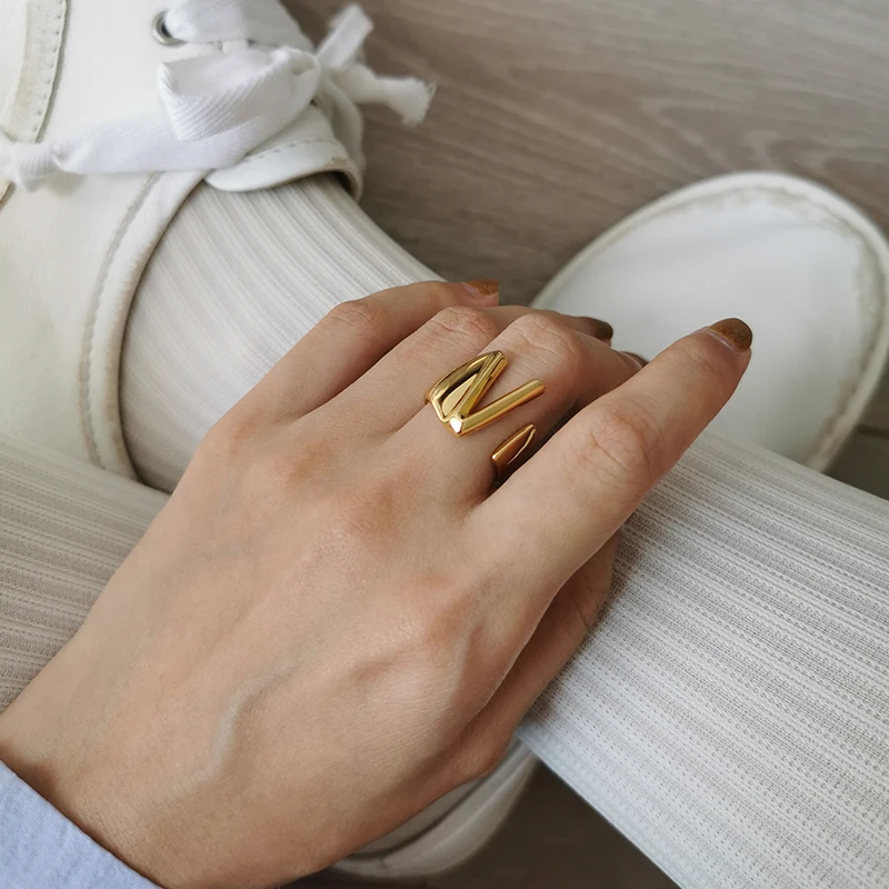 Classic 18K Gold Plated  26 Letter Rings for Women Trendy Chunky Open Initial Ring Gift with Black Jewelry Box