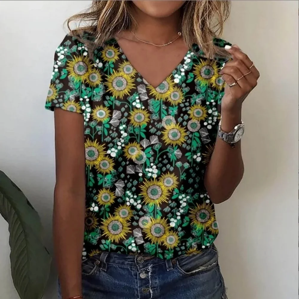 Summer New Style Floral 3D Print Casual V-Neck Women's T-Shirt Short Sleeve Fashionable Spandex Material Comfortable Fit Top