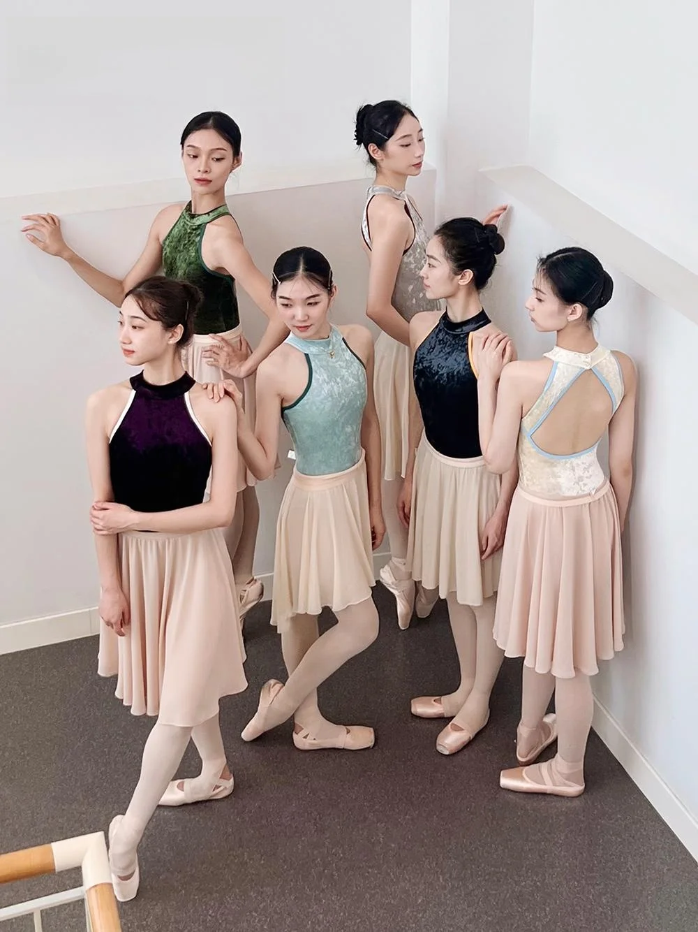 

Vonsu Full Series Ballet Practice Suit Women's Gymnastics orm Profional Svel Sports Wear Fitn Dance Costume