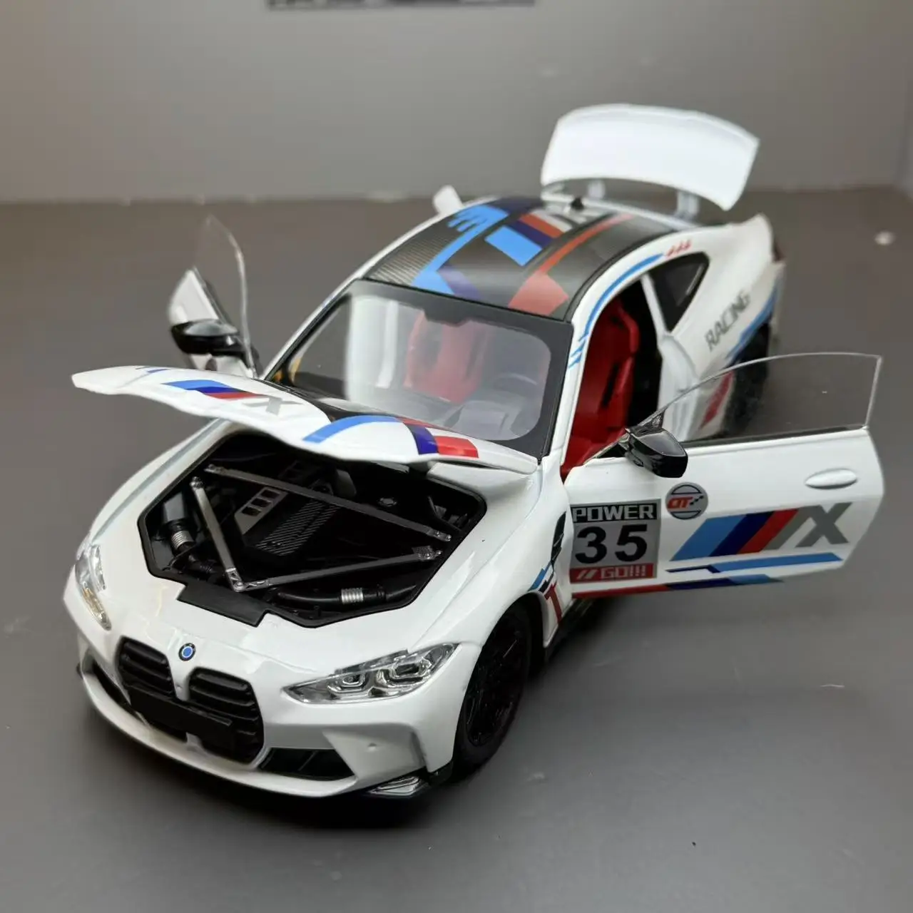 1:24 M4 Sports Car Alloy Metal Diecast Model Car Home Decoration & Computer Desktop Ornament Holiday Present
